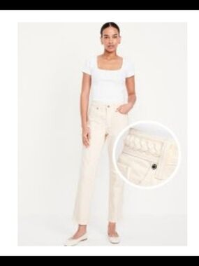 Old Navy Straight-Leg Women’s Jeans in Cream
